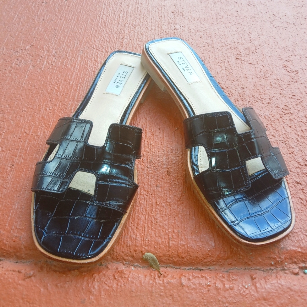 Steven New York Harlien Croc Embossed Slide Black Size 8.5